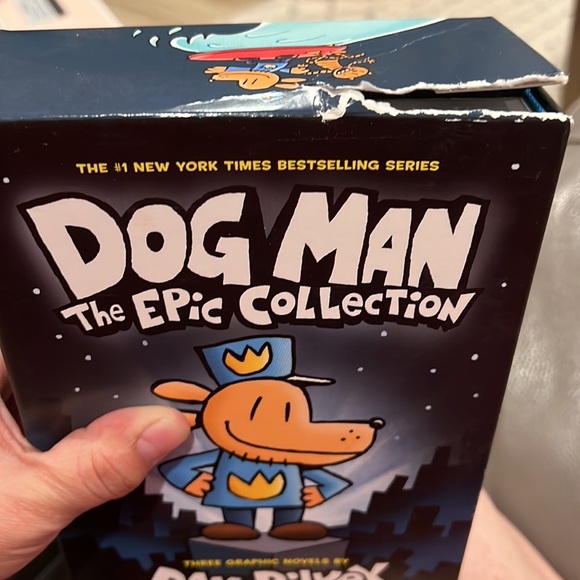 Dog Man Epic Collection. Dog Man, A Tale of Two Kitties, Dog Man Unleashed. - Picture 5 of 6